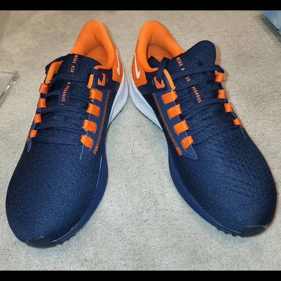 Nike Zoom Ladies Athletic Shoe - Picture 4 of 4